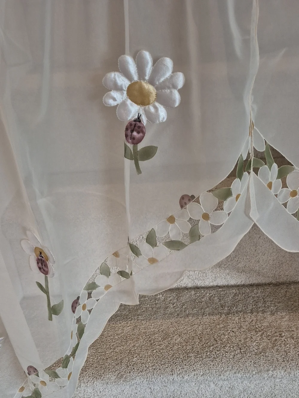 Embroidered Daisy Sheer Swag Curtain - White